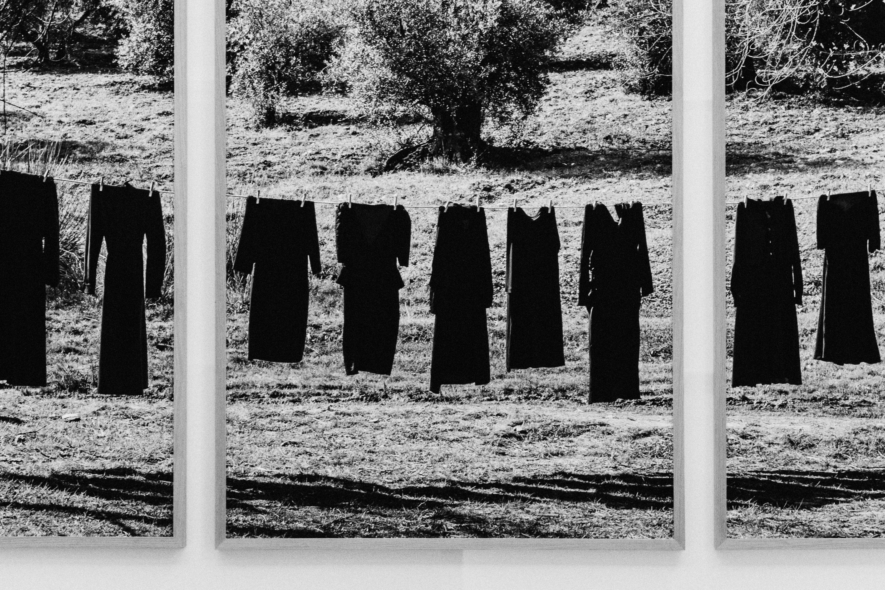 The post's featured image on hover
